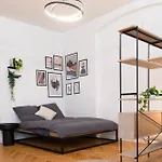 Apartment Near Ku\'Damm